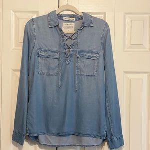 Abercrombie chambray top